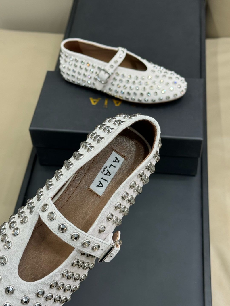 Alaia Flat Shoes
